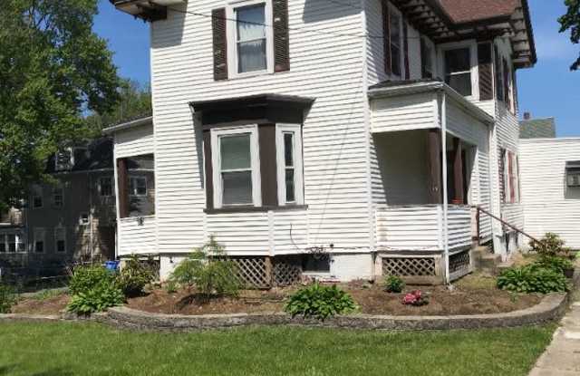 79 Lexington Street - 79 Lexington Street, Waltham, MA 02452