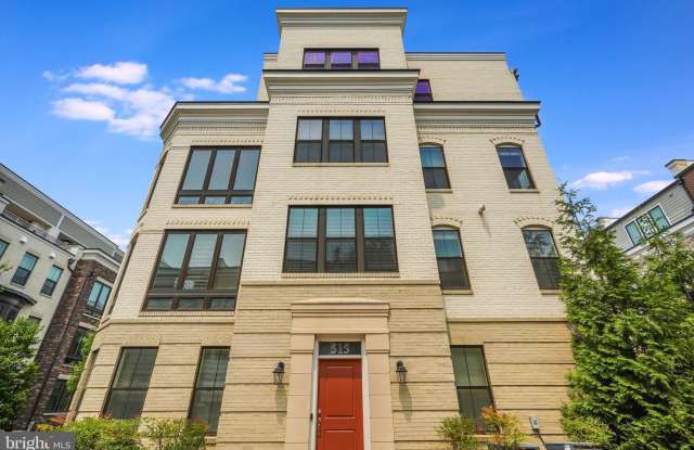 515 HALLIARD LANE photos photos