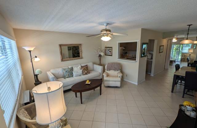 436 Markham T photos photos