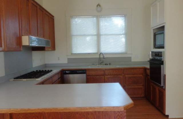 Adorable home Country setting - 3232 South Walton Avenue, Sutter County, CA 95993