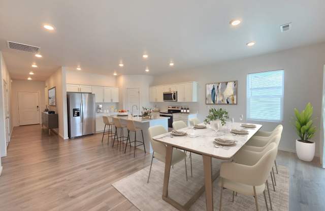 $2,595 - 4 Bed / 2 Bath Beautiful Newer Construction Home in Cheney photos photos