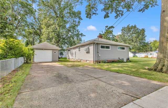 171 Lakewood Drive Gallery 3