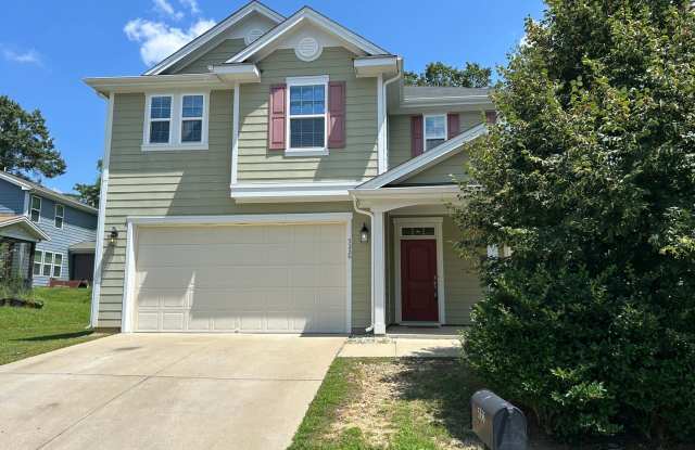 3 Bedroom | 2.5 Bath Home in Raleigh - Fenced Yard  Lawncare Included photos photos