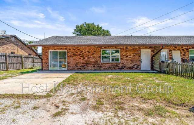 1527 Juniper Dr photos photos
