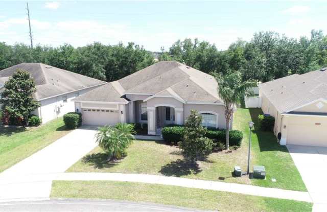 2471 HINSDALE DRIVE Gallery 4
