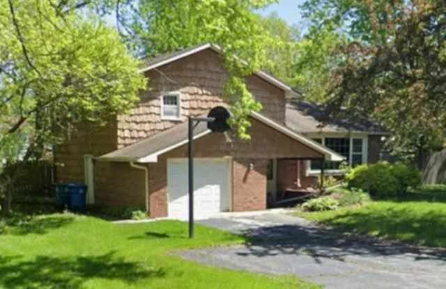 500 Magnolia Dr - 500 Magnolia Drive, Crown Point, IN 46307