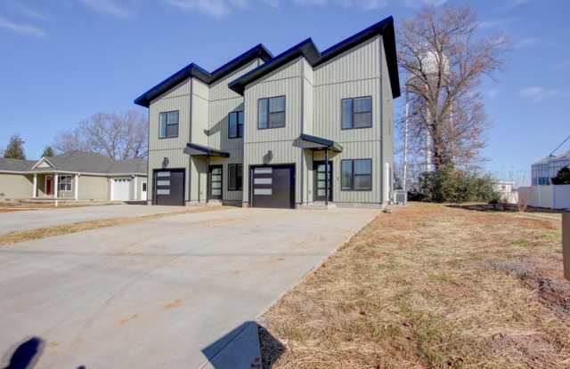 102 Rosenwald Street Gallery 3