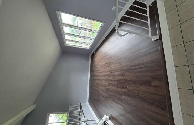 15542 Sierra Drive Gallery 2