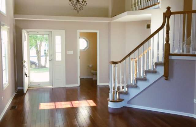 16741 Cardinal Drive Gallery 2