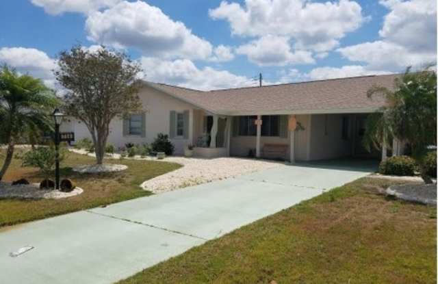 55+ NICE 2 BEDROOM, 2 BATH SINGLE FAMILY HOME photos photos