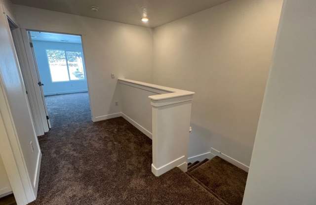 May Drive at Old Sorrel Ranch photos photos