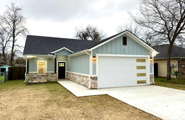 1124 S Hazelwood Street, Sherman, Texas 75090 photos photos