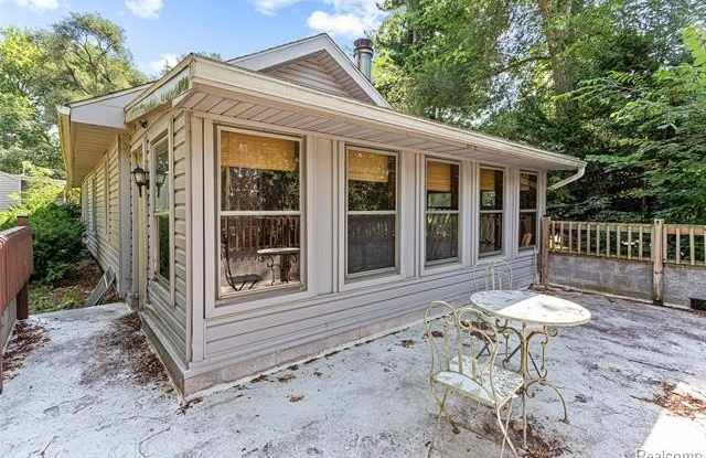 2550 Loon Lake Road Gallery 4