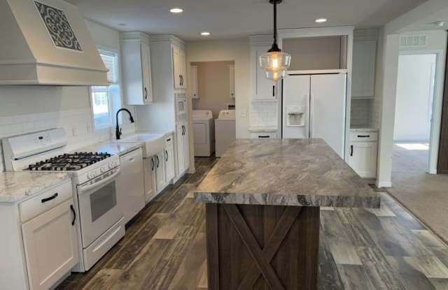 25638 Baltusrol Drive Gallery 2