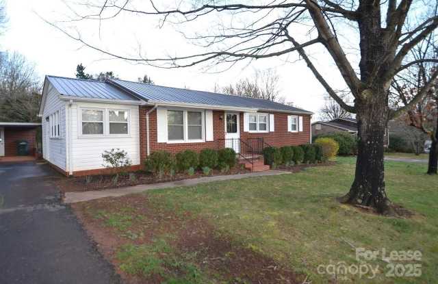 2037 N Deal Avenue - 2037 North Deal Avenue, Newton, NC 28658