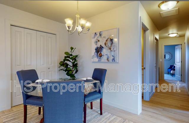 2513 E Helena Gallery 4