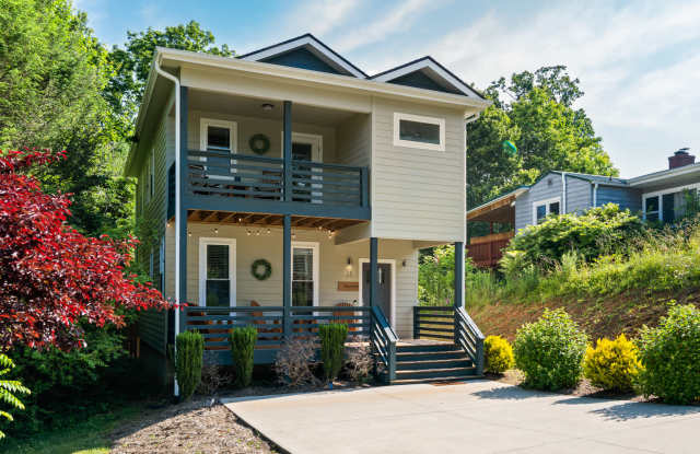 28 Wentworth Ave photos photos