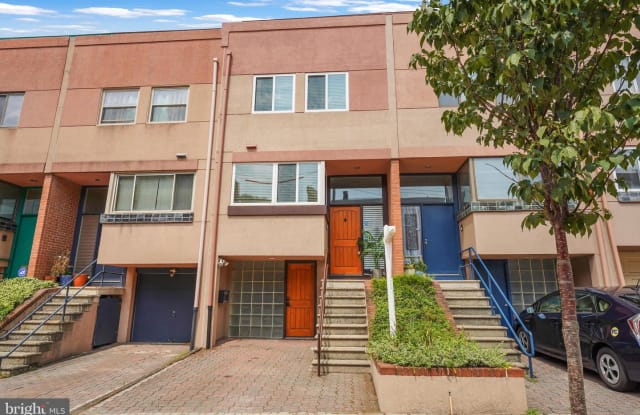 2813 PARRISH ST - 2813 Parrish Street, Philadelphia, PA 19130
