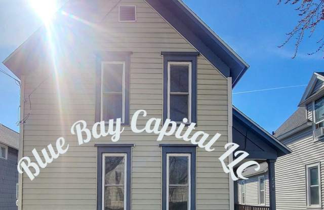 3 Bedroom/ 1 - 824 9th Street Northwest, Grand Rapids, MI 49504