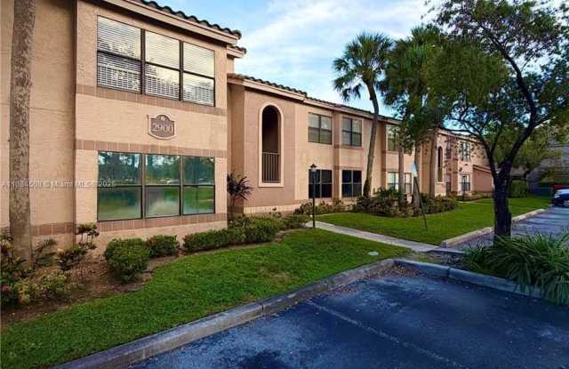 2900 S University Dr - 2900 South University Drive, Davie, FL 33328 2900 S University Dr - 2900 South University Drive, Davie, FL 33328