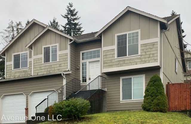 14509 SE 188th Way - 14509 Southeast 188th Way, Fairwood, WA 98058