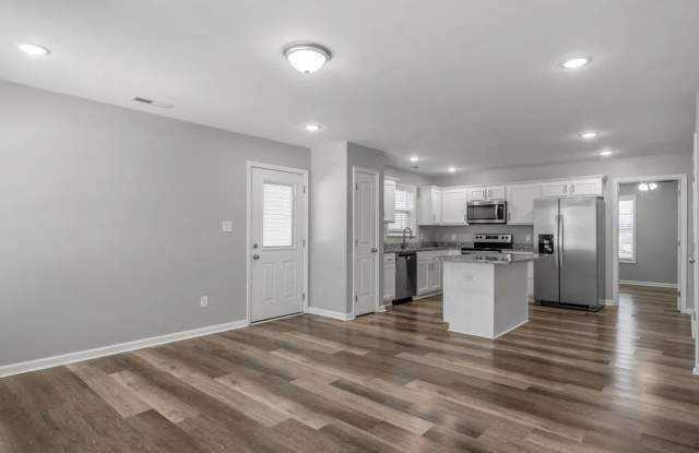 Spacious 3-Bed Home Coming Soon – Minutes from I-75  Shopping! photos photos