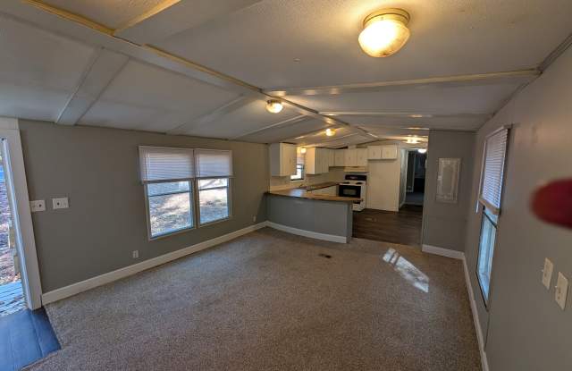 143 Ransdell Lane Gallery 2