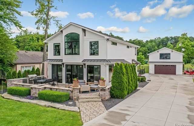 9235 SILVERSIDE - 9235 Silverside Drive, Livingston County, MI 48178