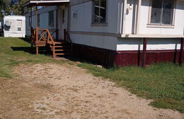 2 Bedroom 2 Full Bathroom Mobile Home Community Gallery 3