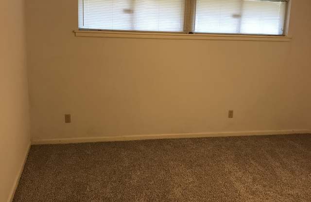 7224 Meadowbrook Dr Gallery 2