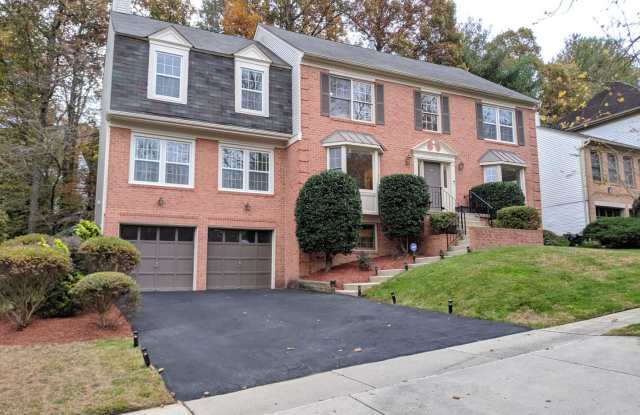 Extremely Well Maintained SFH ready mid May! - 13131 Hutchinson Way, Glenmont, MD 20906