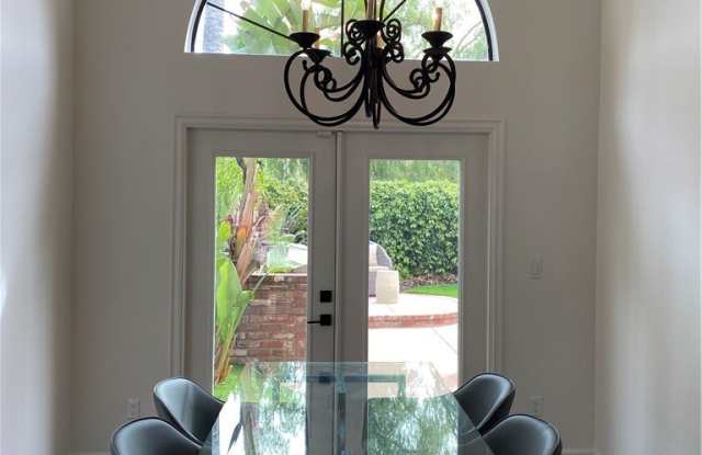 3814 Lost Springs Drive Gallery 3