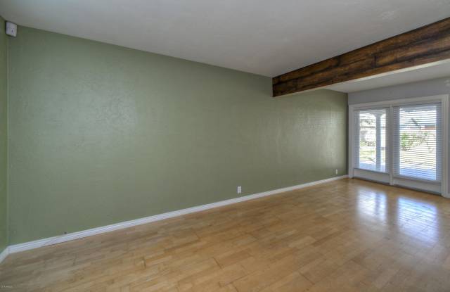 1838 E MEADOWBROOK Avenue Gallery 4