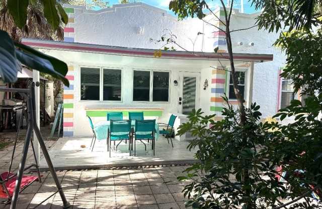 705 N Palmway photos photos