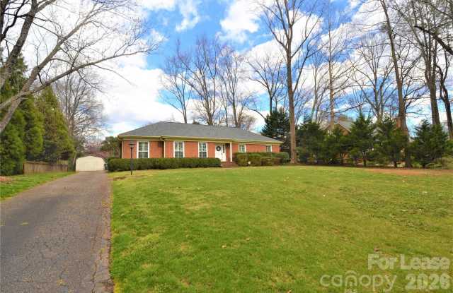 2409 Huntingtowne Farms Lane Gallery 3