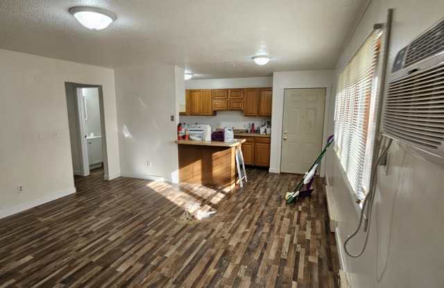 1260 Oakview Dr photos photos