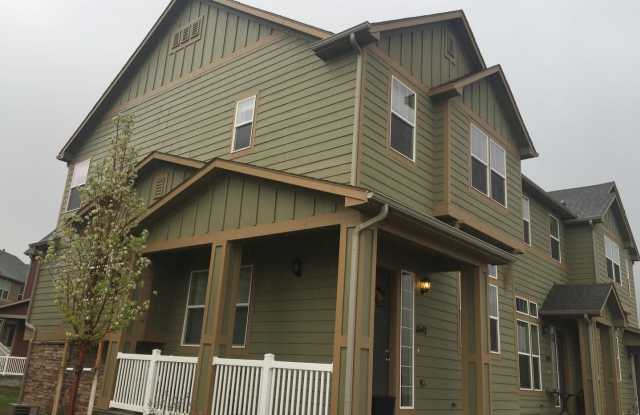 Amazing Castle Rock Views found in this 3 Bedroom Townhome photos photos