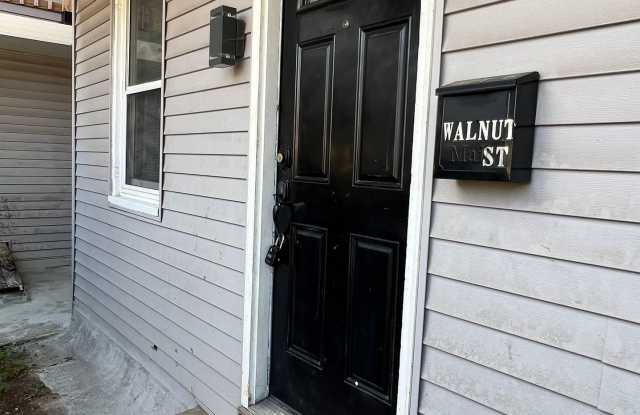 219 Walnut St Gallery 2