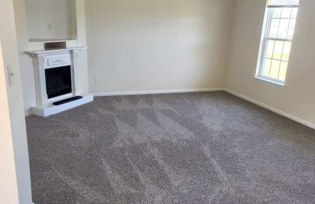 Gorgeous and Spacious Country home located in Camden County. Gallery 4