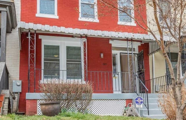 222 R Street NE Gallery 2