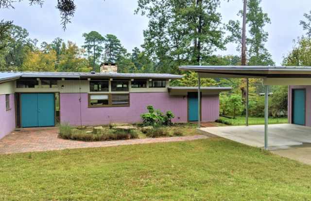 2122 Timberlake Drive Gallery 1
