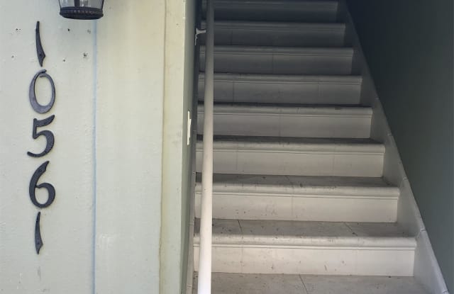 10561 Ashton Avenue - 10561 Ashton Avenue, Los Angeles, CA 90024