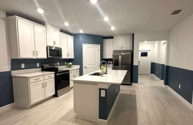 10753 Gable Dig Loop - 10753 Gable Dig Loop, Pasco County, FL 33545