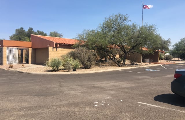 2590 N. Alvernon Way - 2590 North Alvernon Way, Tucson, AZ 85712