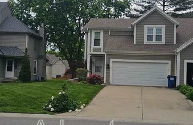 10701 w 115th ter photos photos