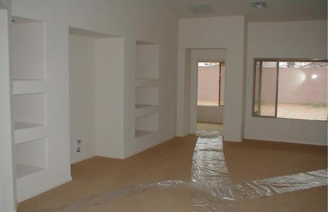 15544 W HILTON Avenue Gallery 4