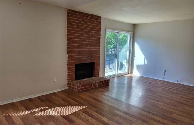 6900 Skillman Street - 6900 Skillman Street, Dallas, TX 75231 6900 Skillman Street - 6900 Skillman Street, Dallas, TX 75231