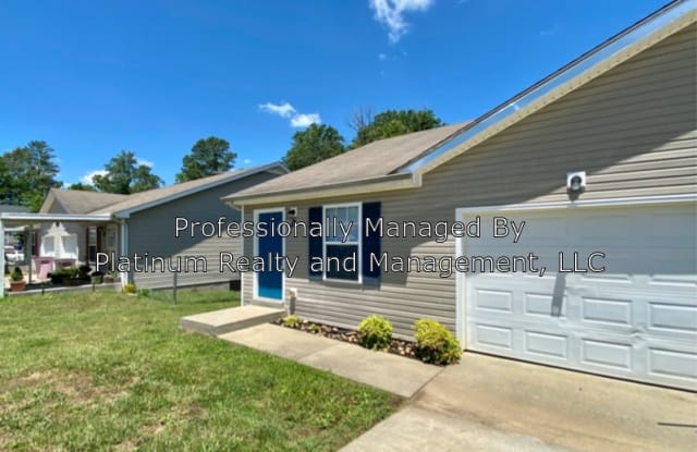 105-A Maureen Drive - 105 Maureen Dr, Clarksville, TN 37043