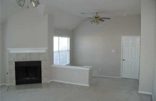 4418 Santa Fe Lane Gallery 3