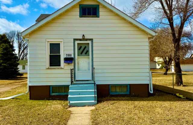 Cozy two bedroom one bath home photos photos Cozy two bedroom one bath home photos photos